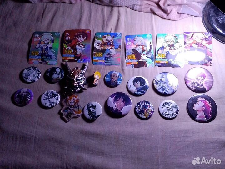 Карточки, значки и всякая фигня