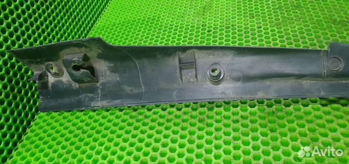 Накладка порога задняя правая LADA Priora