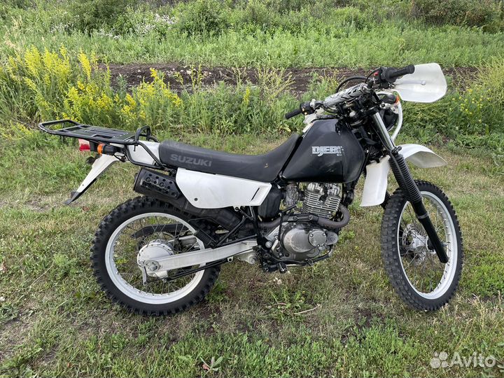 Suzuki Djebel 200 (DR200)