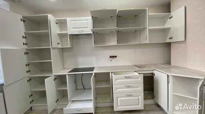 Кухня новая