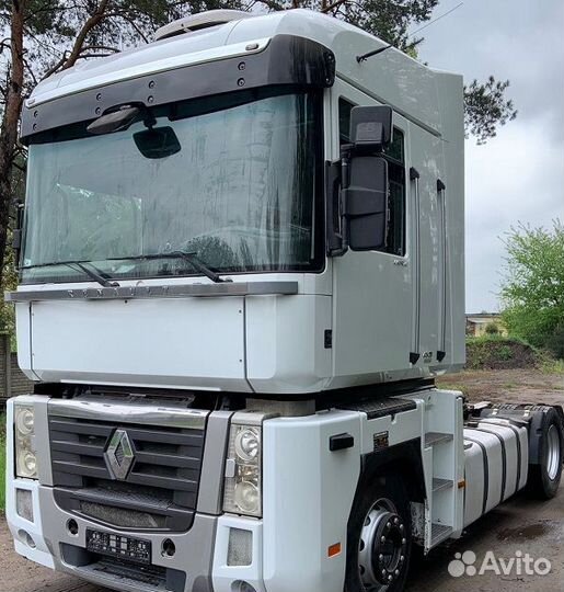 Renault Magnum, 2011