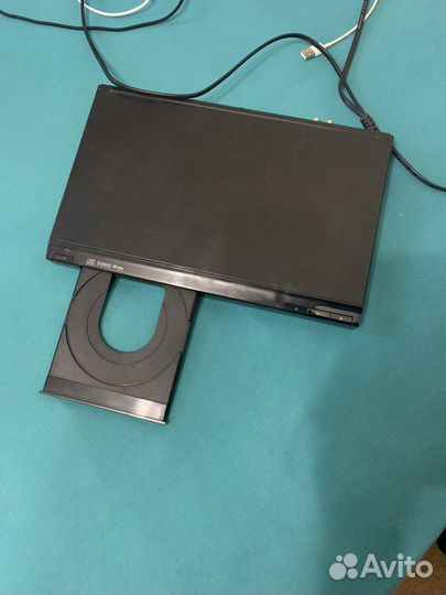 Sony cd/dvd player dvp-sr100