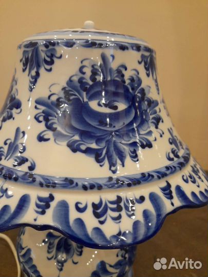 Светильник гжель фарфор и вазы Китай