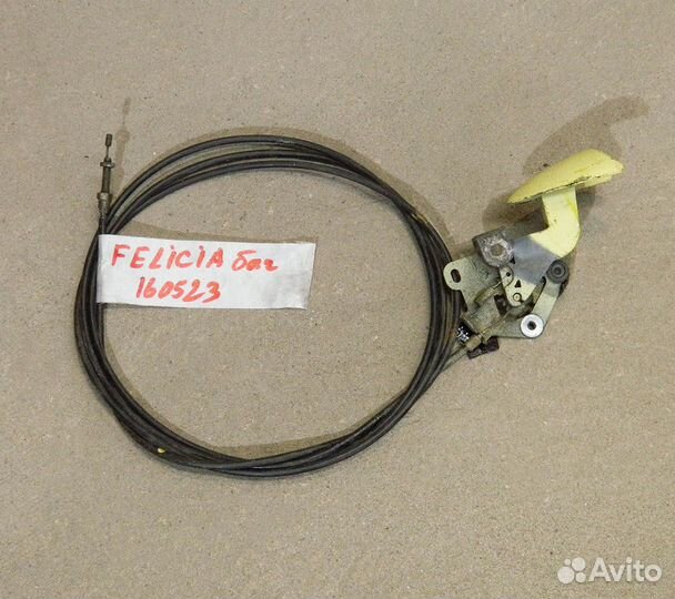 Трос открывания багажника с ручкой Skoda Felicia