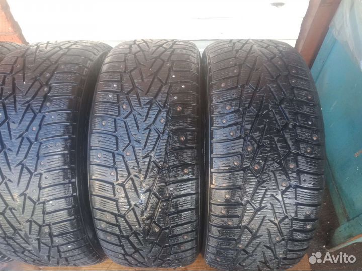 Nokian Tyres Hakkapeliitta 7 235/55 R17