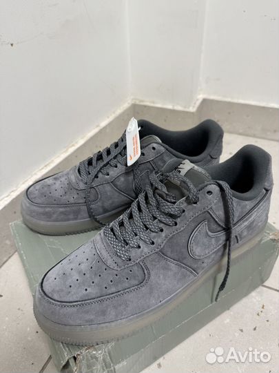 Кроссовки Nike air force 1 07 серые