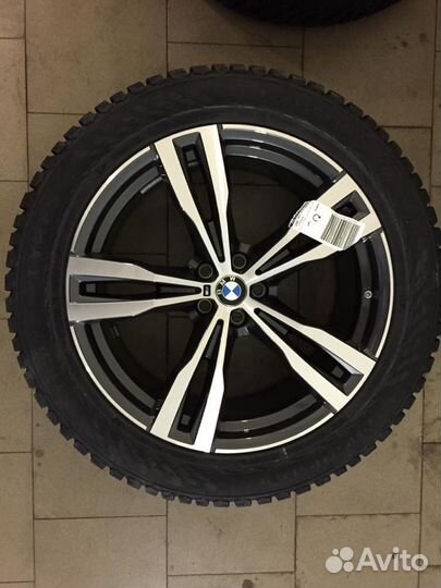 R21 Nokian Tyres Hakkapeliitta 9 SUV 285/45, PCD 5x112 DIA 66.6