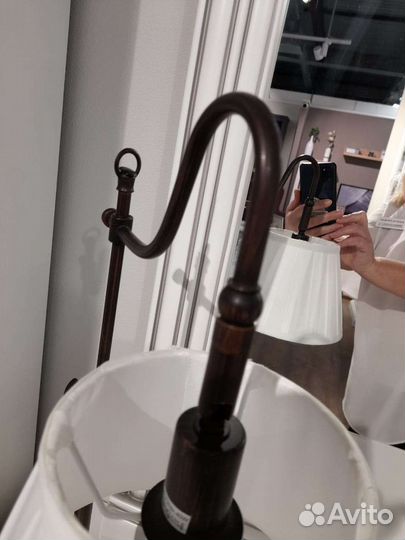 Светильник настольный