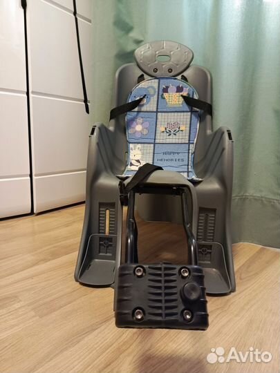 Детское кресло на велосипед заднее