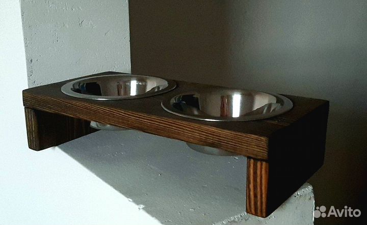 Кормушка для домашних животных