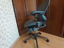 Кресло herman miller cosm