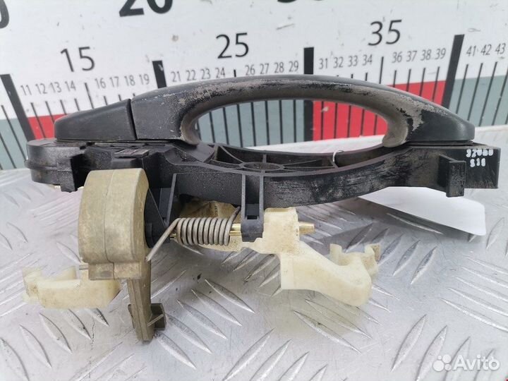 Ручка двери сдвижной наружная левая Volkswagen Tra