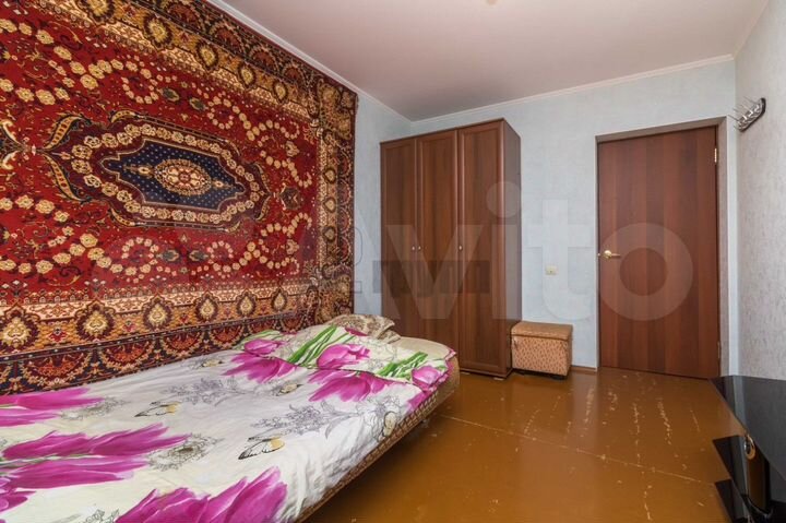 4-к. квартира, 77 м², 4/9 эт.