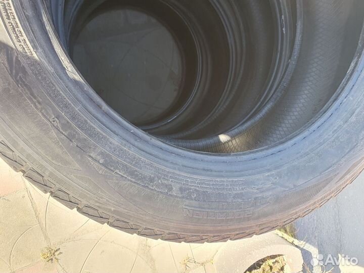 Dunlop Winter Maxx SJ8 235/55 R18