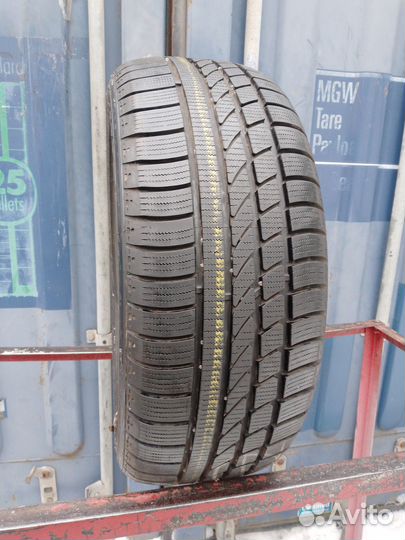 Hankook IceBear W300 205/50 R17