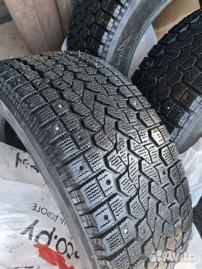 Yokohama Ice Guard F700S 205/55 R16