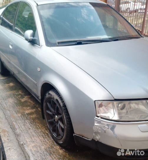 Audi A6 2.4 AT, 1999, битый, 300 000 км