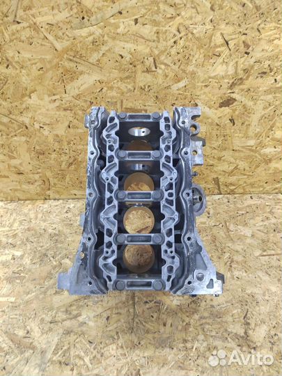 Блок цилиндров Ford Focus 2 1.6 hwdb