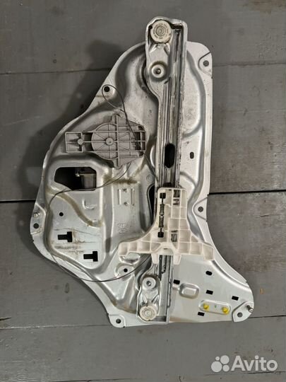 Стеклоподъемник задний левый hyundai ix35