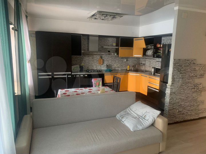 3-к. квартира, 84,6 м², 1/4 эт.
