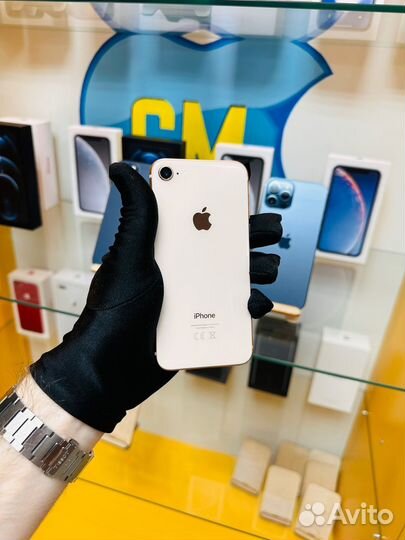 iPhone 8, 64 ГБ
