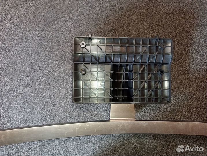 Подставка LG 43UK6510 с болтиками