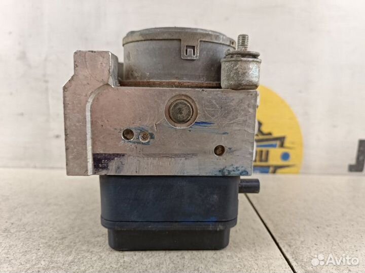 Блок ABS Mitsubishi L200 KB4T 2009