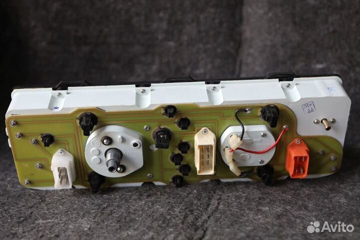 Панель приборов на ваз 21072