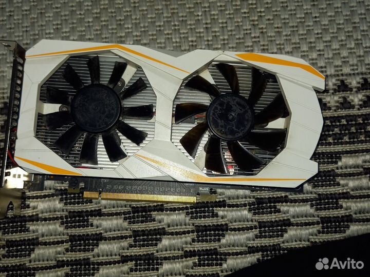 Видеокарта GTX 550