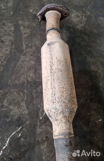 Резонатор выхлопной трубы глушителя Nissan teana J