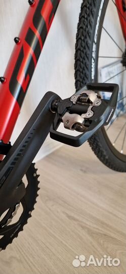 Велосипед Giant revolt 1