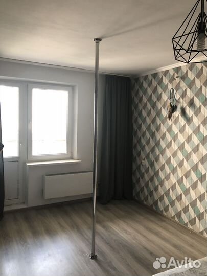 Пилон для танцев