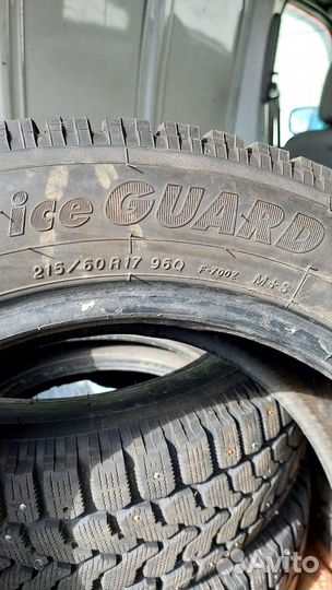 Yokohama IceGuard Stud IG65 215/60 R17