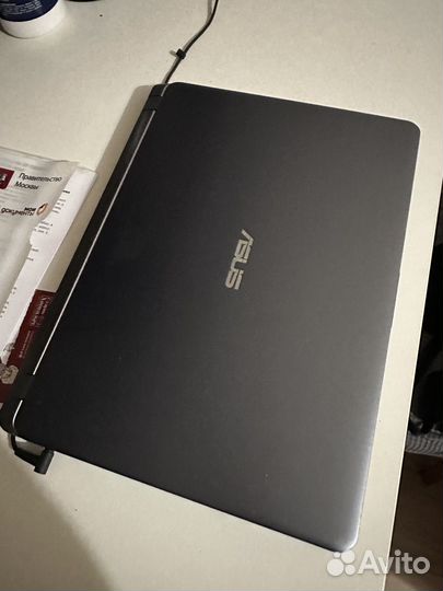 Ноутбук Asus