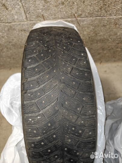 Michelin X-Ice North 4 215/70 R16 100T