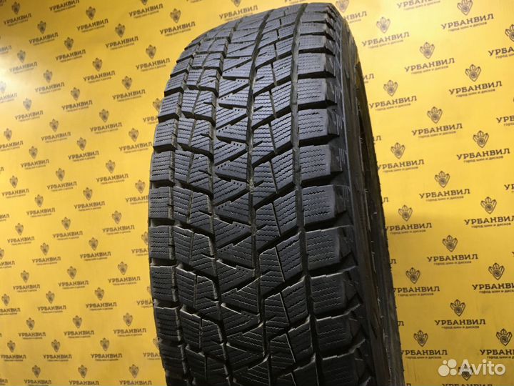 Bridgestone Blizzak DM-V1 215/70 R16 100R
