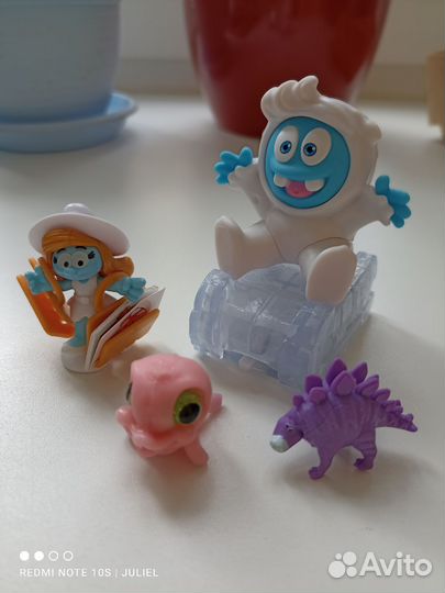 Игрушки из киндер сюрприза пакетом