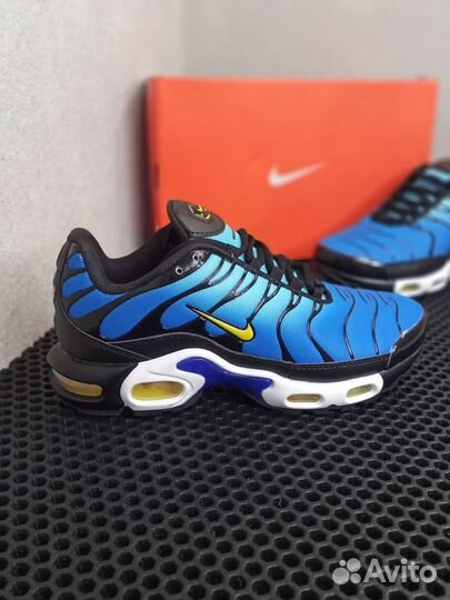 Кроссовки Nike Air max tn plus