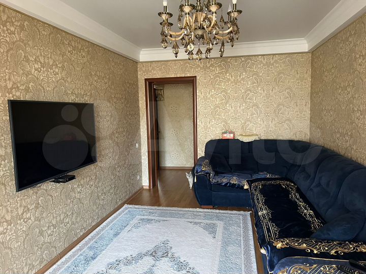 4-к. квартира, 90 м², 7/10 эт.