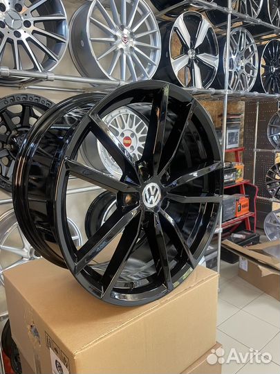 Диски Притория 19/5/112 на Фольксваген Ауди Шкода