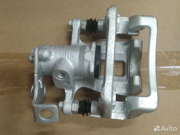 Супорт kia hyundai заднии правый