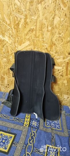 Наколенник