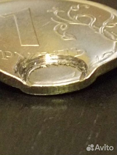 Монета с заводским браком