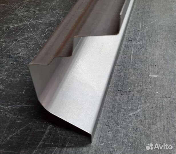 Порог левый Renault Logan