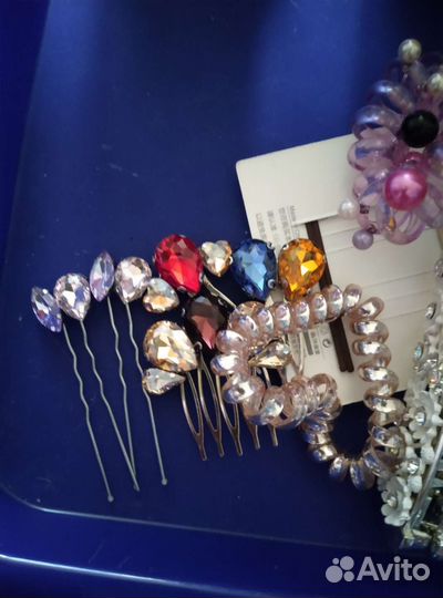 Заколки для волос