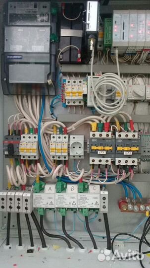 Бригада электромонтёров