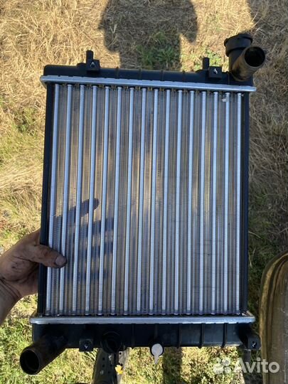 Радиатор охлаждения на hyundai accent