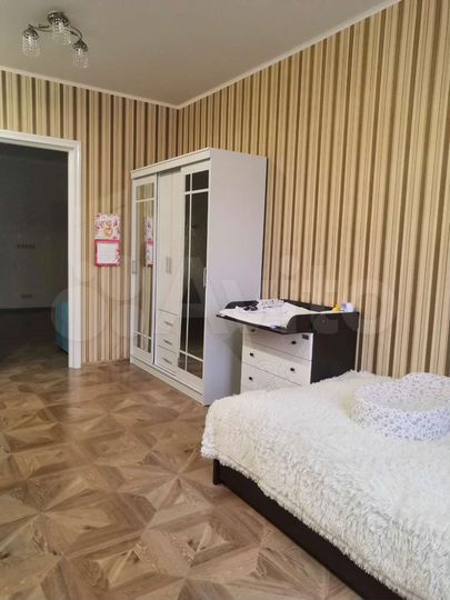 4-к. квартира, 199,5 м², 3/6 эт.