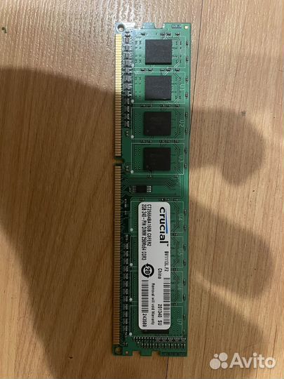 Материнская плата с процессором и памятью