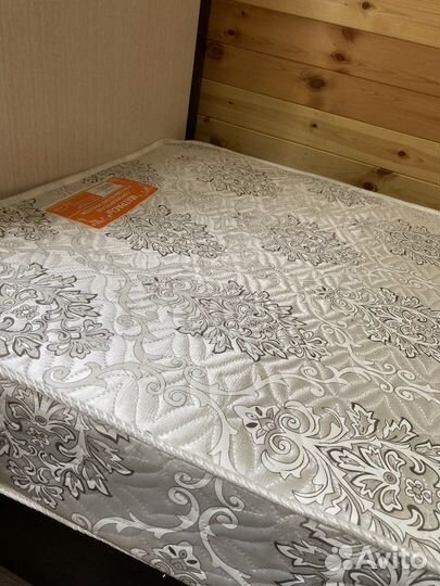 Матрас пружинный 90х200